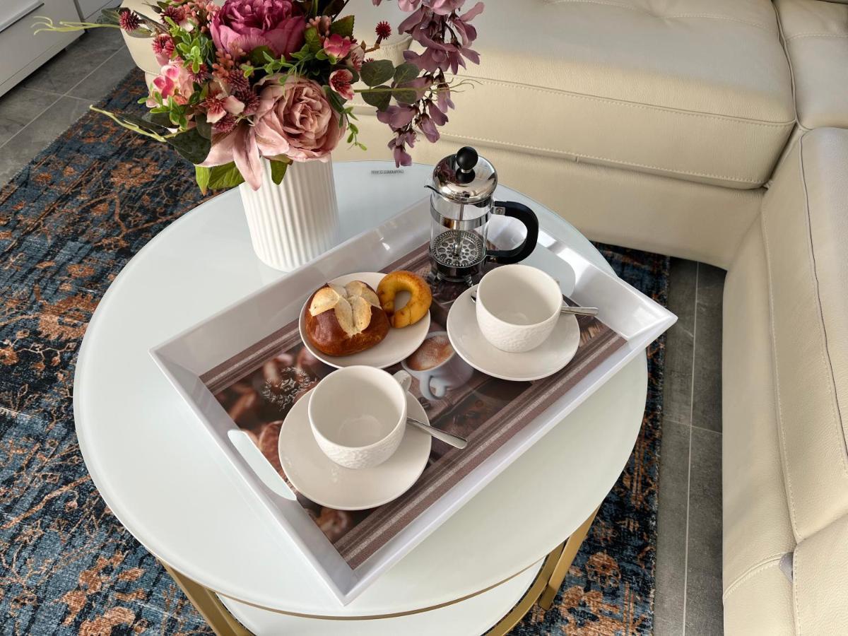Apartman Yacht ميدولين المظهر الخارجي الصورة