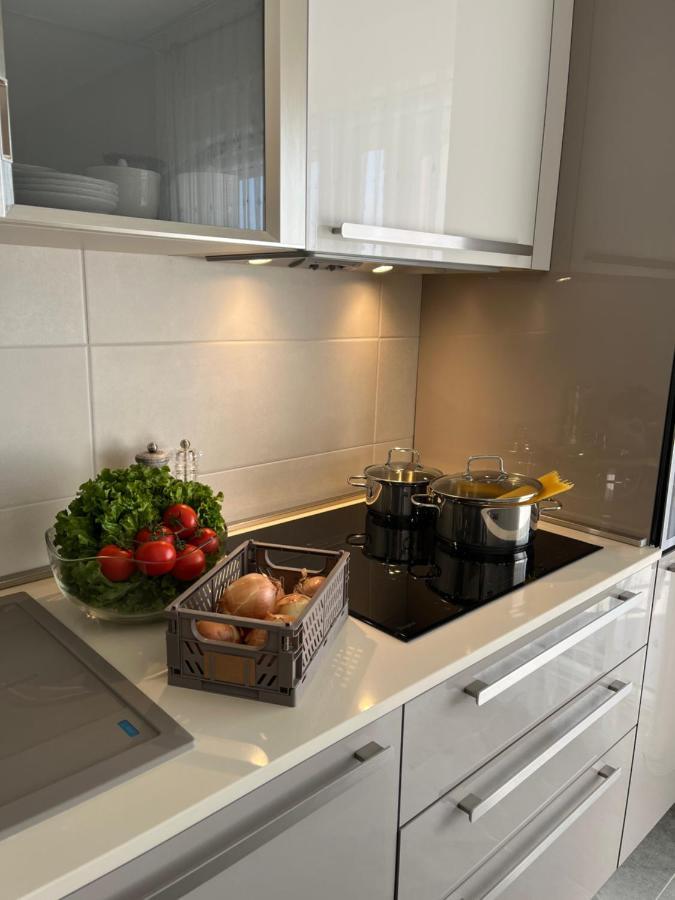 Apartman Yacht ميدولين المظهر الخارجي الصورة