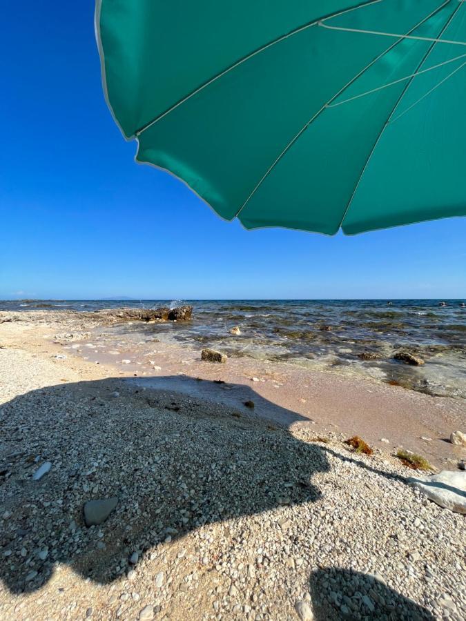Apartman Yacht ميدولين المظهر الخارجي الصورة