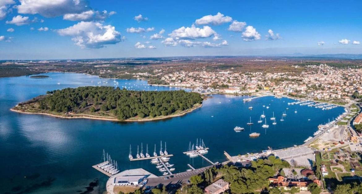 Apartman Yacht ميدولين المظهر الخارجي الصورة